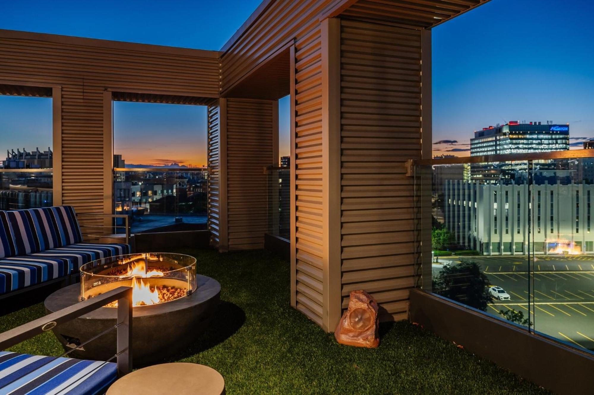 Luxury Apartments By Hyatus At Pierpont New Haven Eksteriør billede